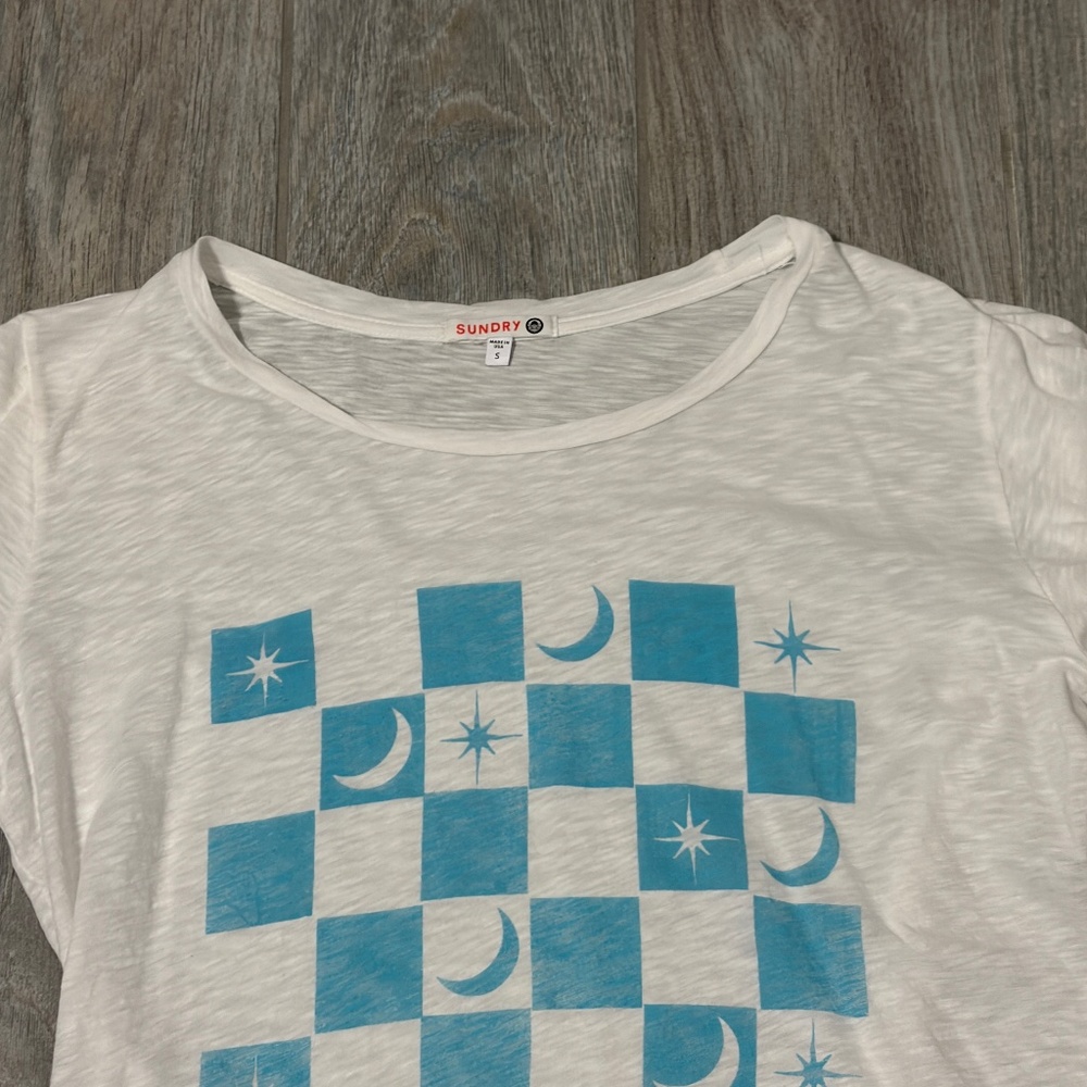 Women's Anthropologie Sundry White Checkered Moon & Stars Tee Shirt -SMALL - Picture 3 of 4